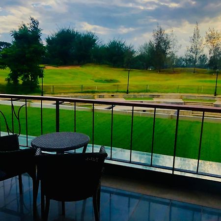 Clover Greens Golf Course And Resort Sarjāpur Exterior photo