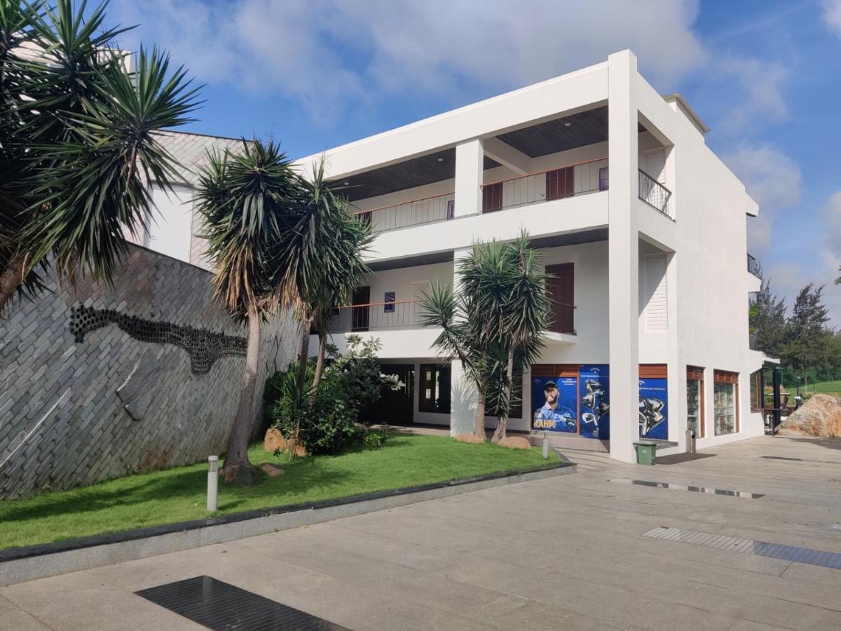 Clover Greens Golf Course And Resort Sarjāpur Exterior photo