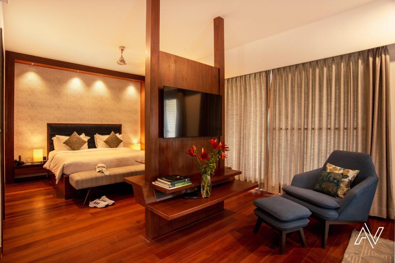 Clover Greens Golf Course And Resort Sarjāpur Exterior photo
