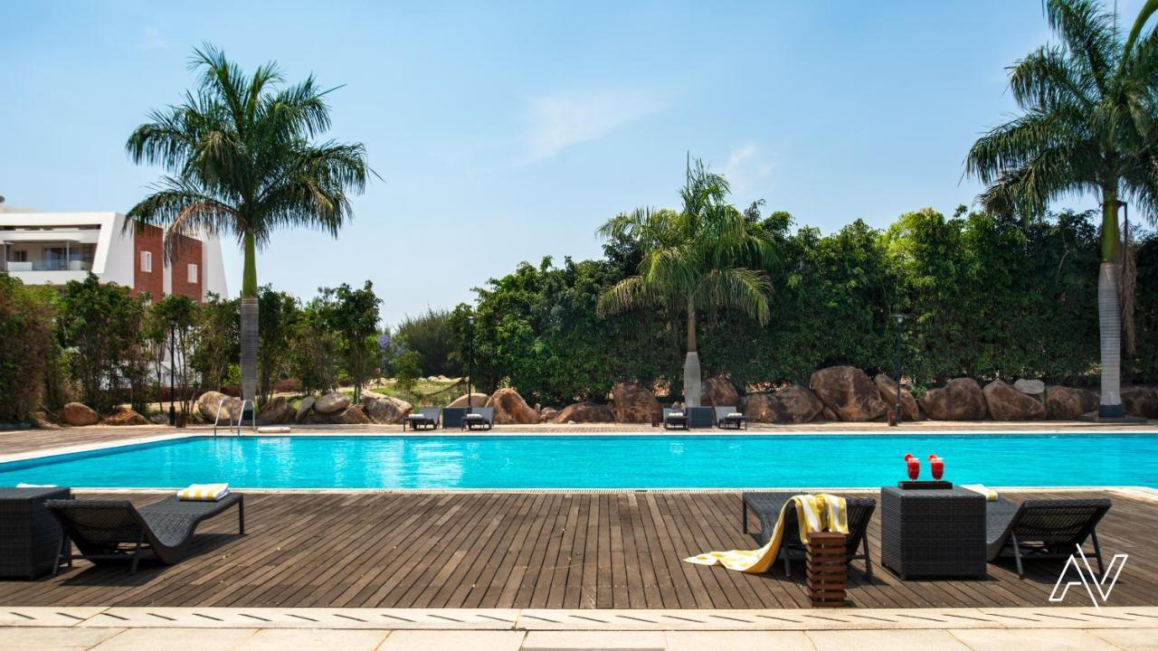 Clover Greens Golf Course And Resort Sarjāpur Exterior photo