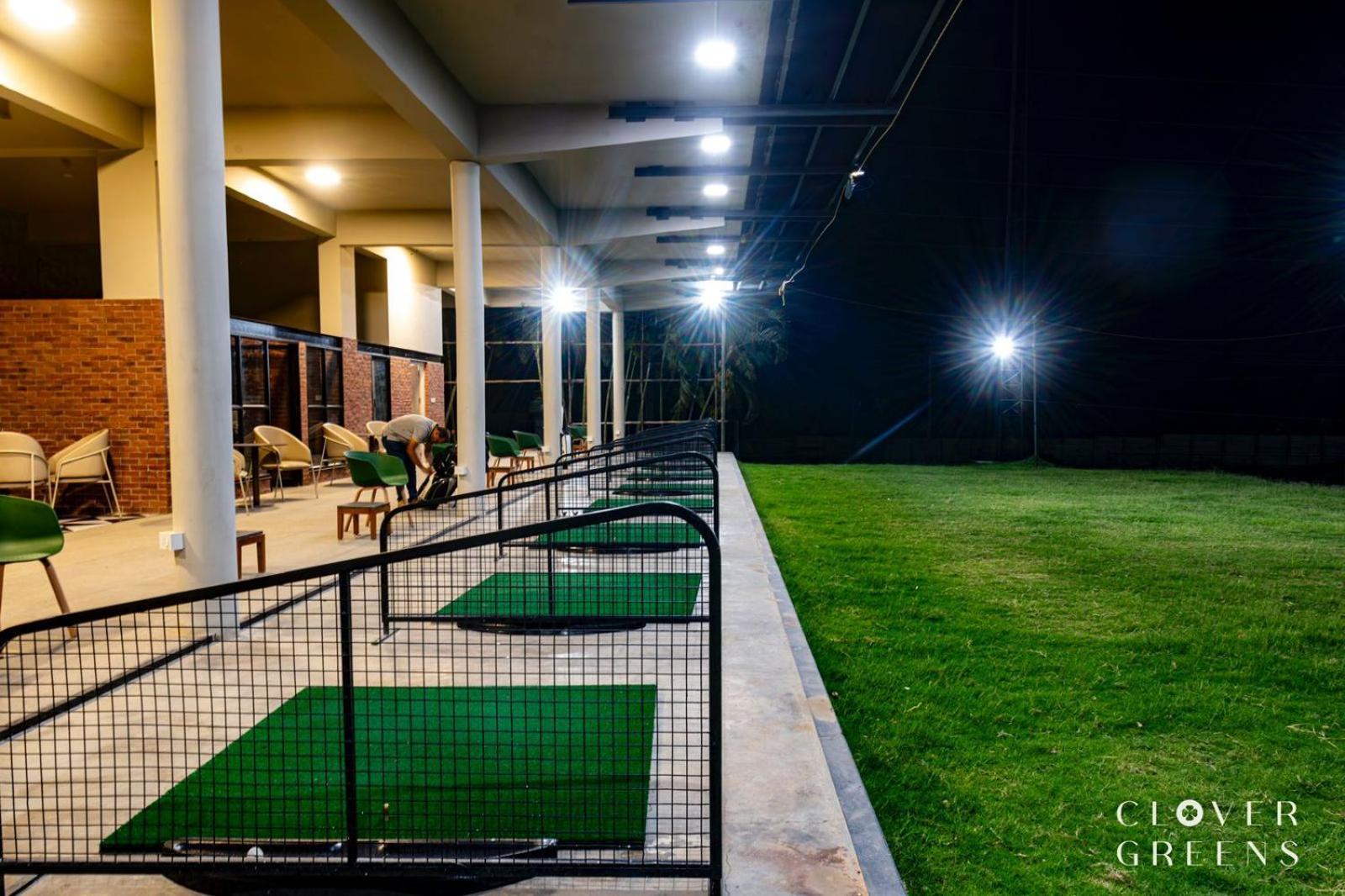Clover Greens Golf Course And Resort Sarjāpur Exterior photo